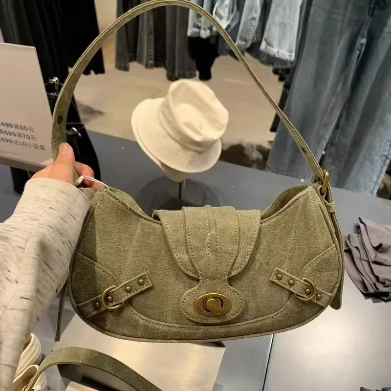 Y2k Vintage sac à bandoulière Style de rue américain Rivets vert toile sac à main gothique Punk Biker Cool Designers sous les bras sac à main