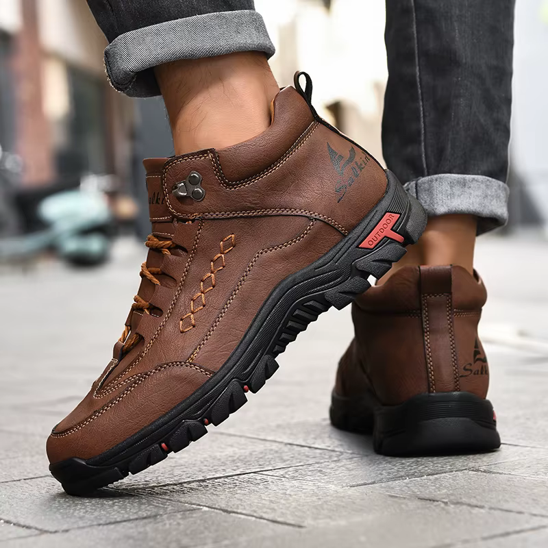 Bottes montantes à bout rond pour hommes