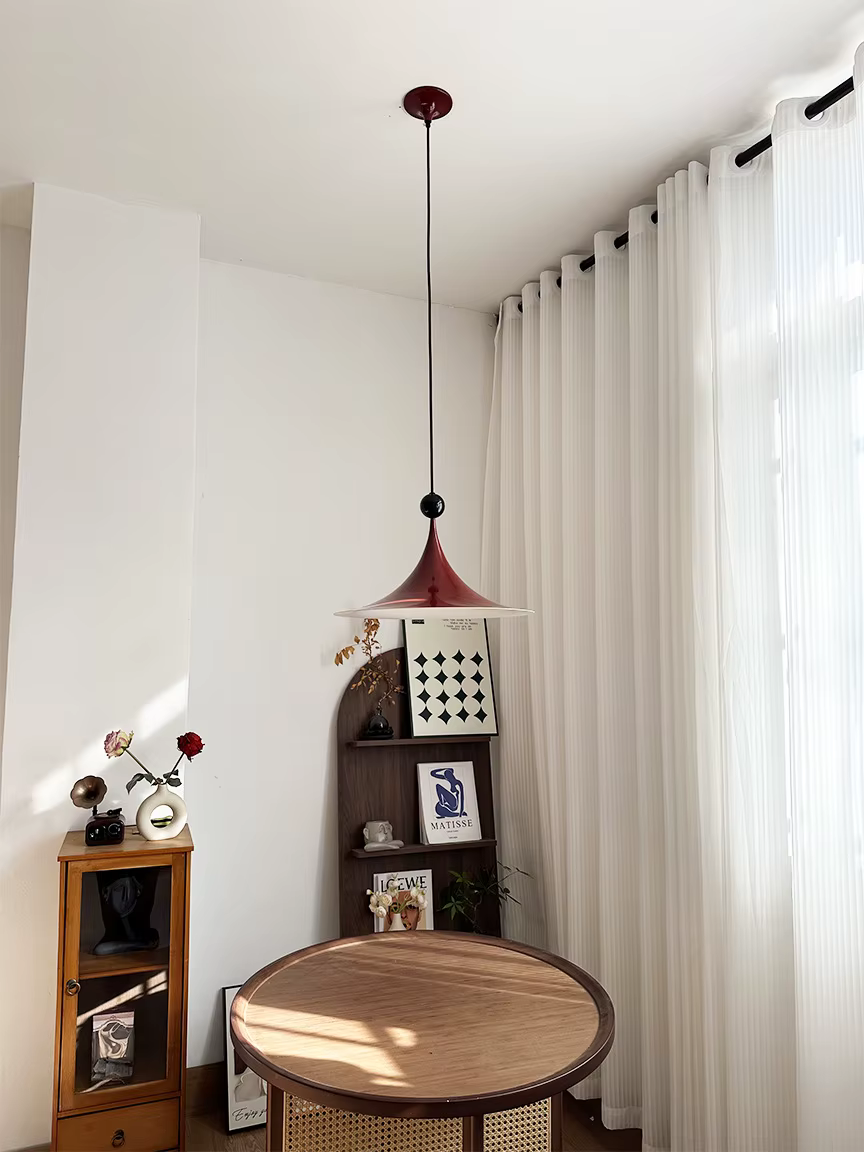 Lampe suspendue en forme de corne