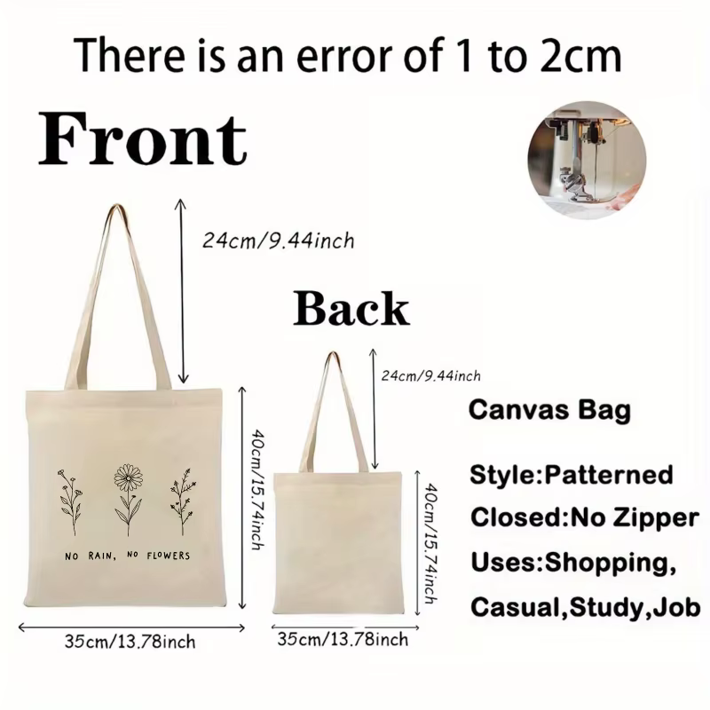 Sac fourre-tout en coton à motif floral crème et texte "No Rain No Flower", adapté à un usage quotidien et au shopping.
