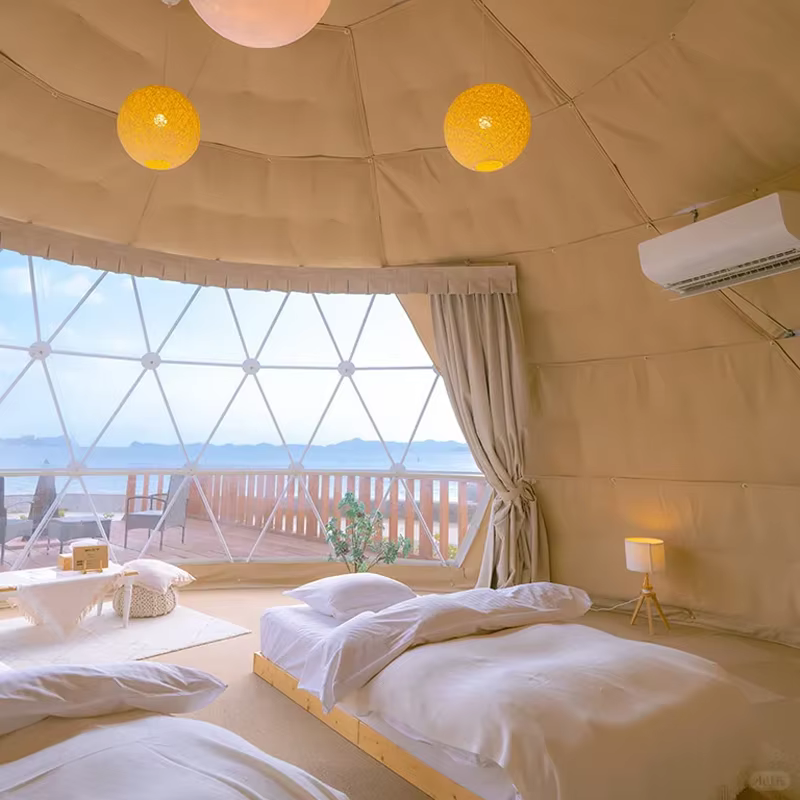 Dôme Hôtelier de Luxe pour Glamping en Plein Air