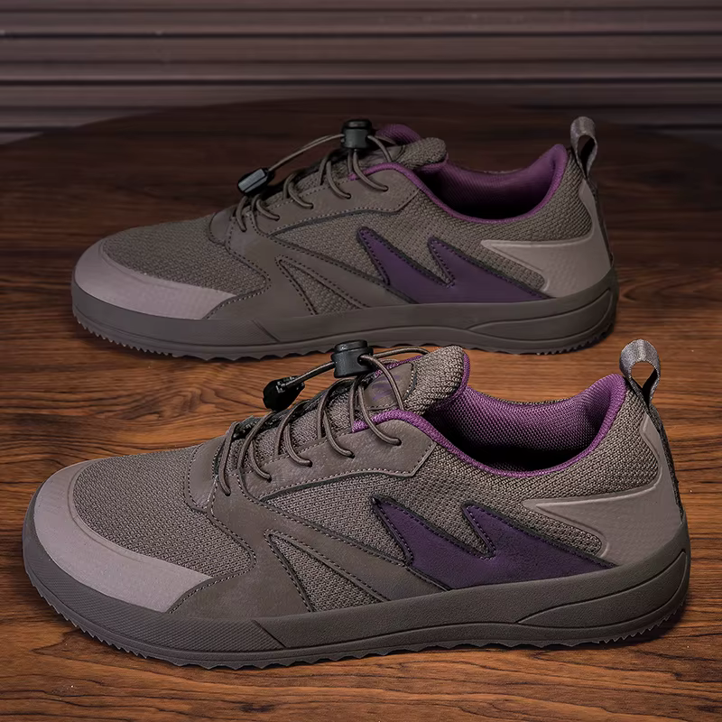 Chaussures de marche pour hommes à bout large