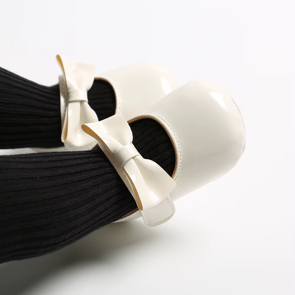 Chaussures pour nouveau-né fille