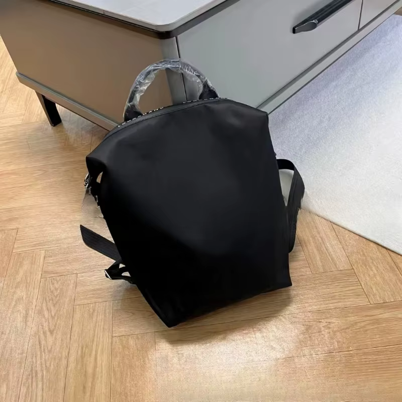Sac à dos de voyage en nylon imperméable de grande capacité