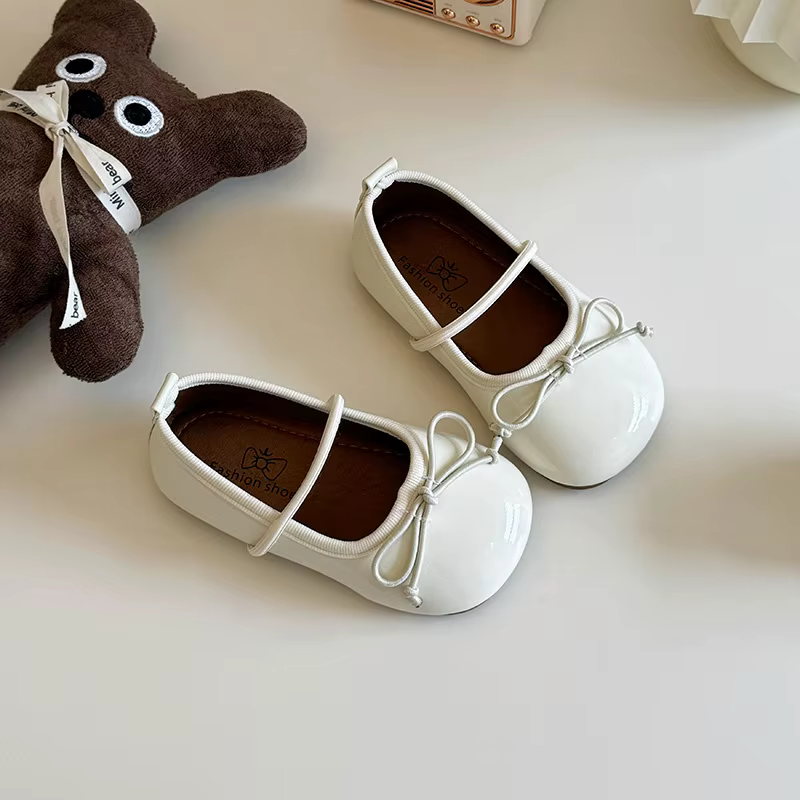 Petites chaussures Mary à enfiler pour filles, version coréenne, semelle souple, nœud, essence, printemps, automne, nouveau, 2024