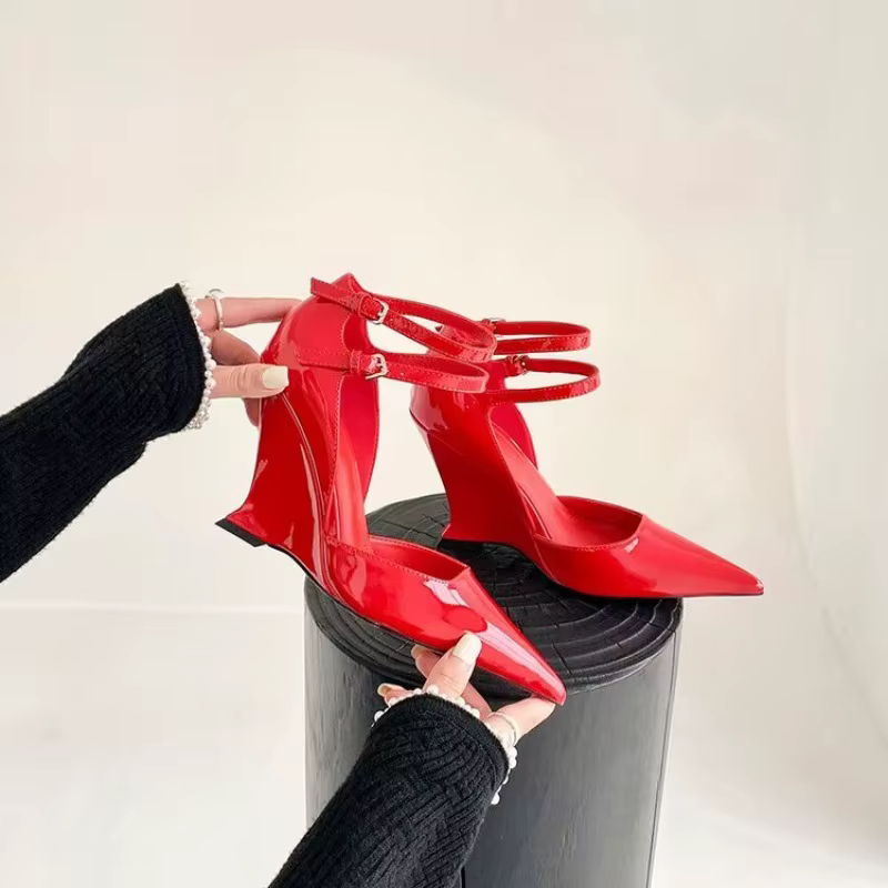 Sandales pointues à talons compensés pour femmes, chaussures en cuir, talons hauts, rouge, élégant, été, nouveau, 2024, 2024
