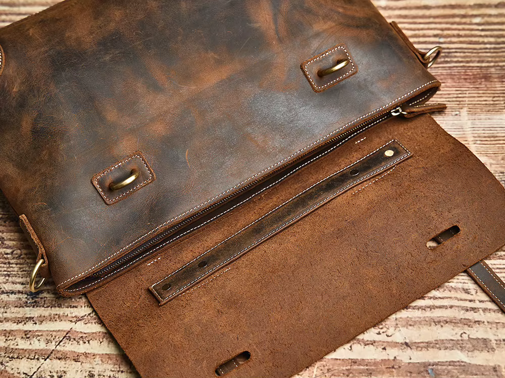 Sac à Main Vintage en Cuir group pour Homme
