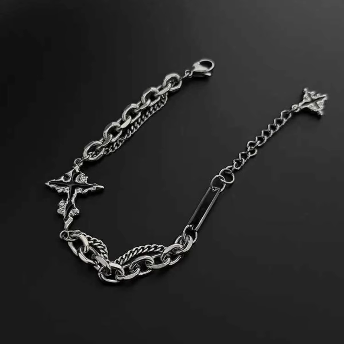 Bracelet croix foncée à la mode pour hommes, chaîne en acier inoxydable, bijoux, cadeau hypoallergénique et accessoires de bracelets Punk de fête