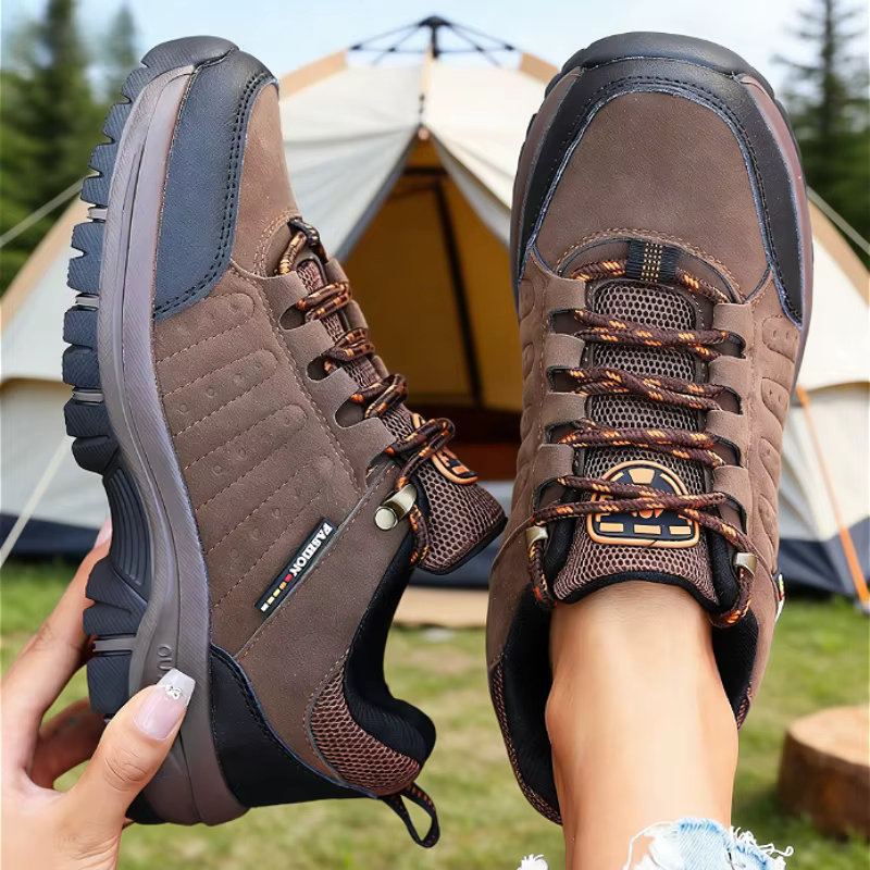 Chaussures de randonnée en daim et cuir pour femmes