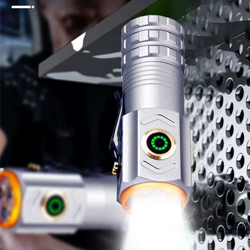 Meilleure vente Mini lampe de poche 18500 torche Ultra puissante 30000lumen
