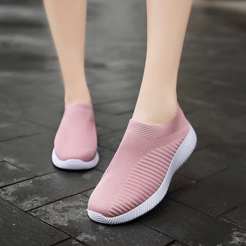 Baskets Blanches Légères à Enfiler pour Femme