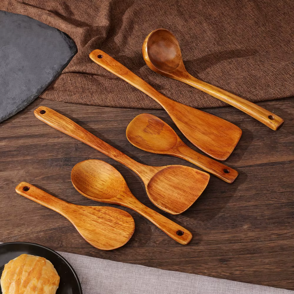 Ensemble d'ustensiles de cuisine : spatule de cuisson, spatule pour casserole, spatule en bois, cuillère, cuillère à frire, spatule pour casserole, cuillère à soupe, outil de cuisine