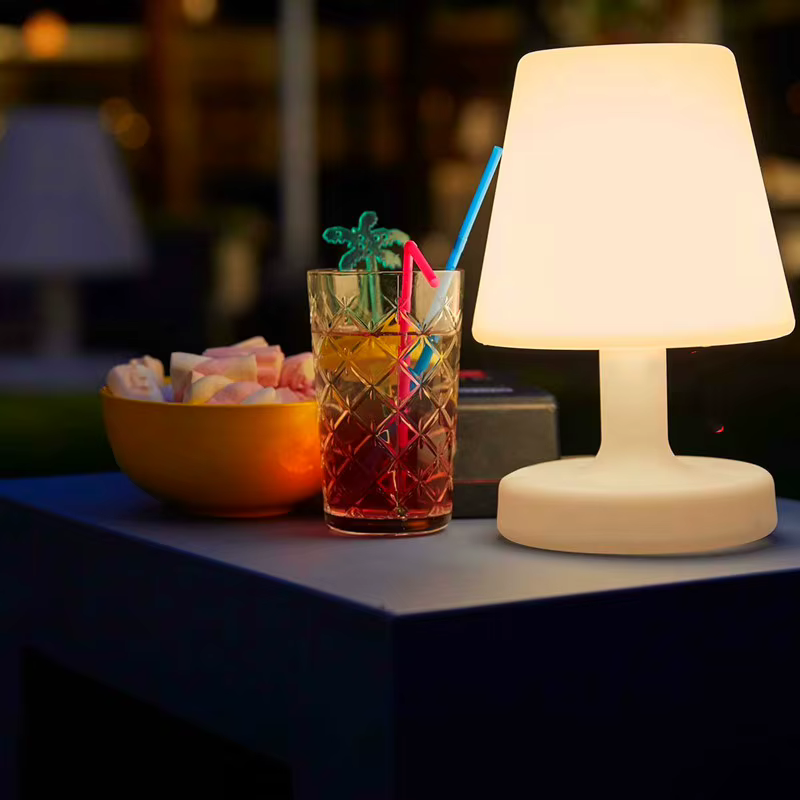 Lampe de table LED extérieure avec télécommande