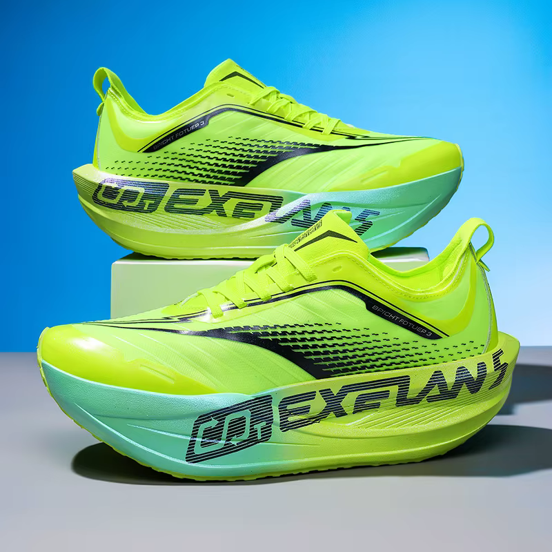 Chaussures de course à pied en fibre de carbone pour marathon
