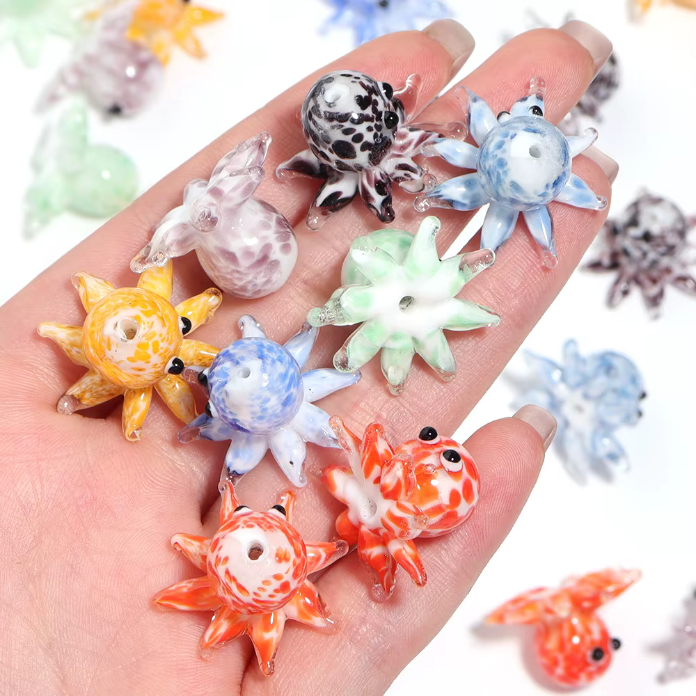 Perles de verre colorées mignonnes de poulpe de bande dessinée, perles de chalumeau, océan, bijoux, haute qualité, bricolage exécutif, rapide