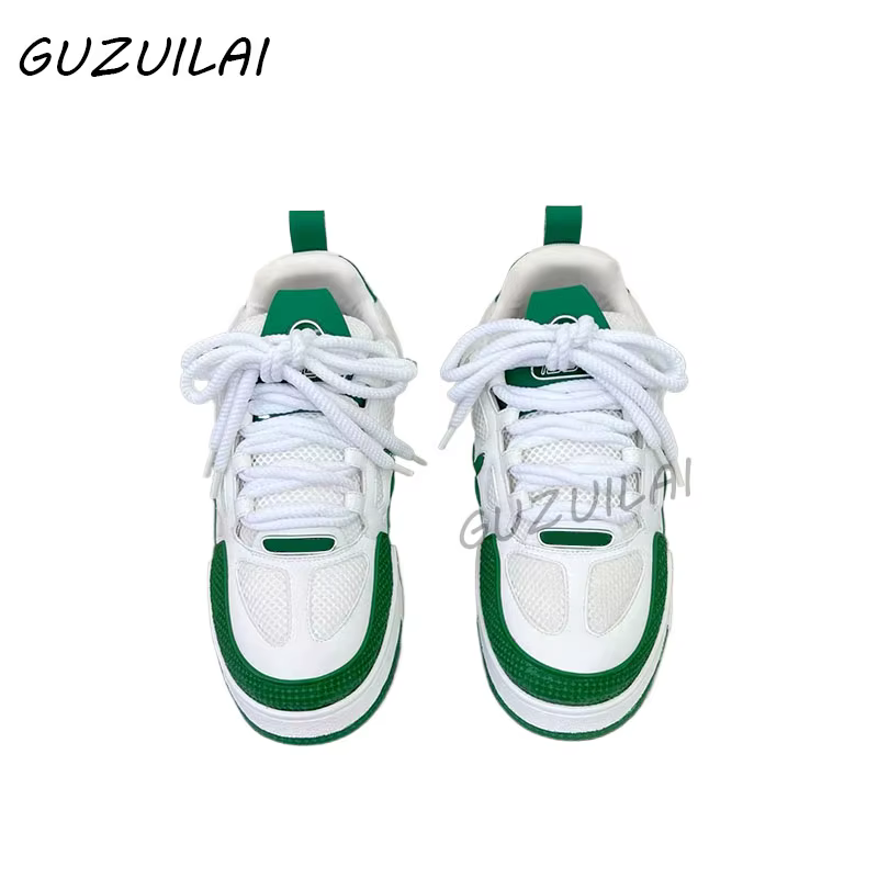 Chaussures de sport tendance pour hommes et femmes - Chaussures de sport incontournables et best-sellers pour les passionnés de photographie de rue