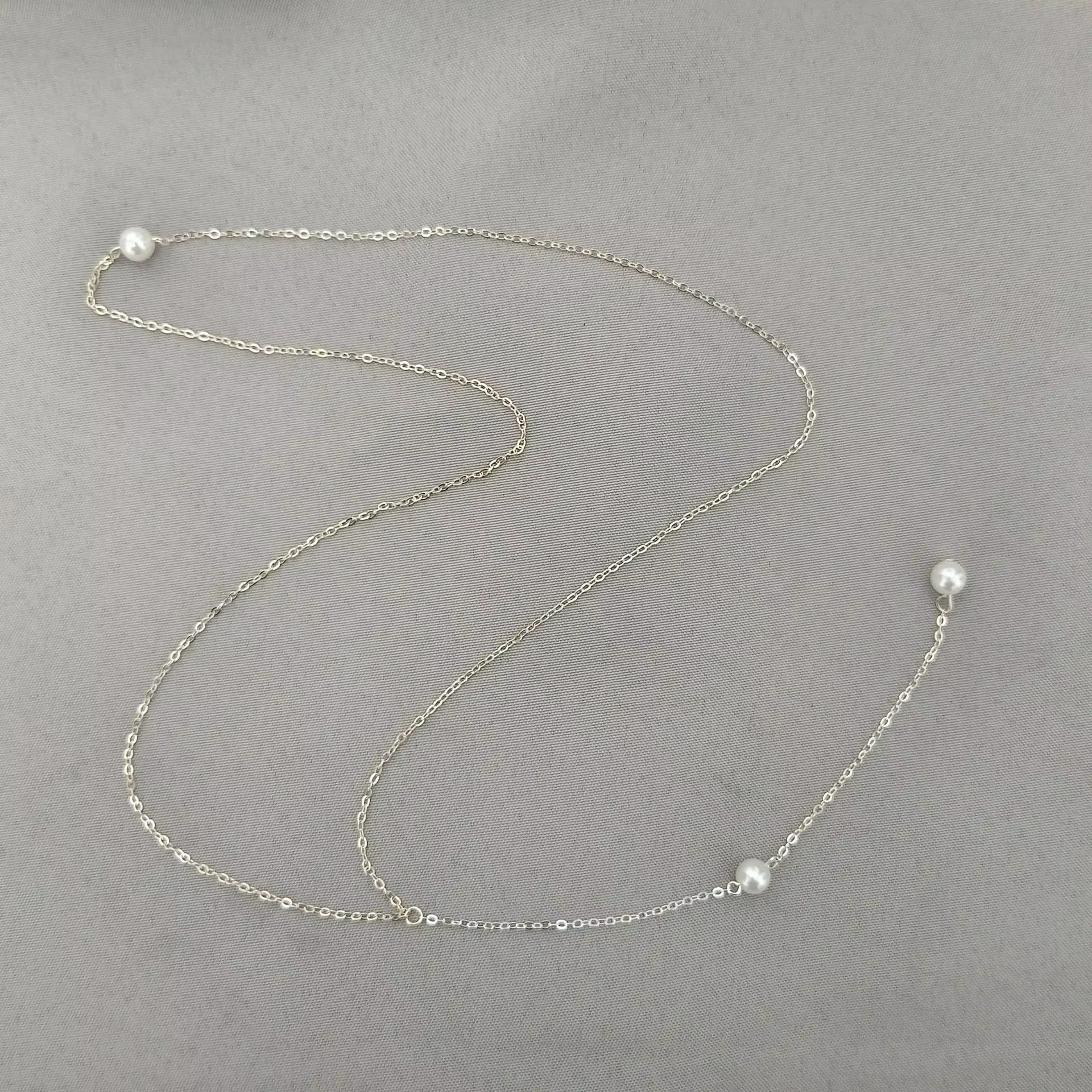 Collier long à pampilles de perles tendance pour femme, bijou élégant et simple avec chaîne dorsale, accessoire de collier pendentif perle