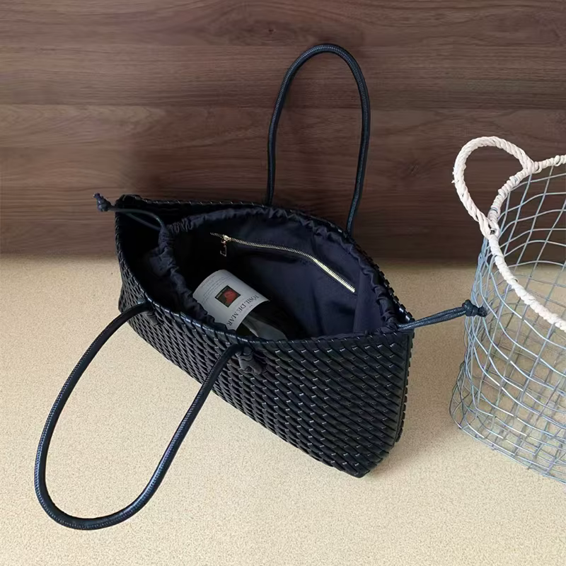 Sac à bandoulière de luxe pour femmes, sac de Shopping tissé exquis, élégant, Simple, grande capacité, poignée supérieure, fourre-tout de banlieue