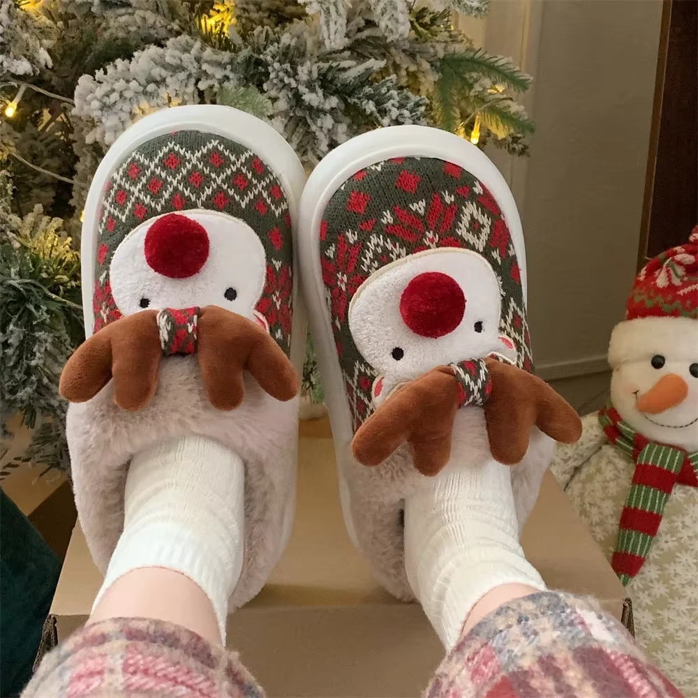 Pantoufles de noël en coton pour femmes, mignonnes cerf de dessin animé, antidérapantes, chaussures de sol d'intérieur pour filles, diapositives de fête à la mode, nouvelle collection 2025