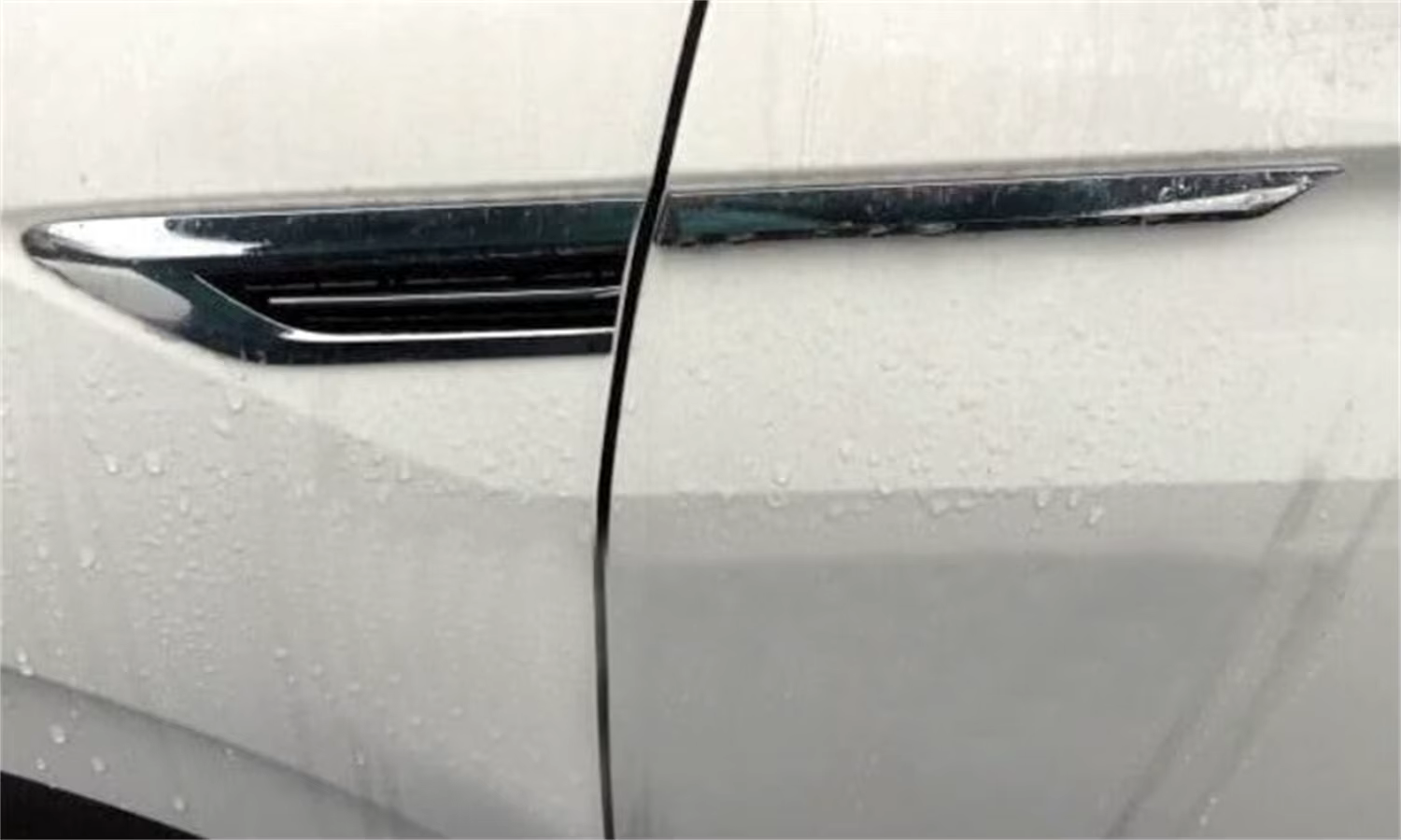 Autocollant d'insigne d'emblème de garde-boue latéral, accessoires de voiture, garniture de couverture de décalcomanies, Volkswagen Tiguan, 2017-2023, 4 pièces