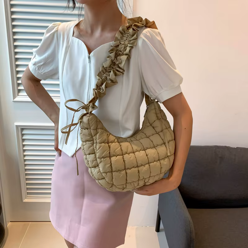 Sac à main nuage à bulles pour femmes, grand sac à main rembourré matelassé solide, fermeture à glissière créative, sangle initiée réglable, fête d'été