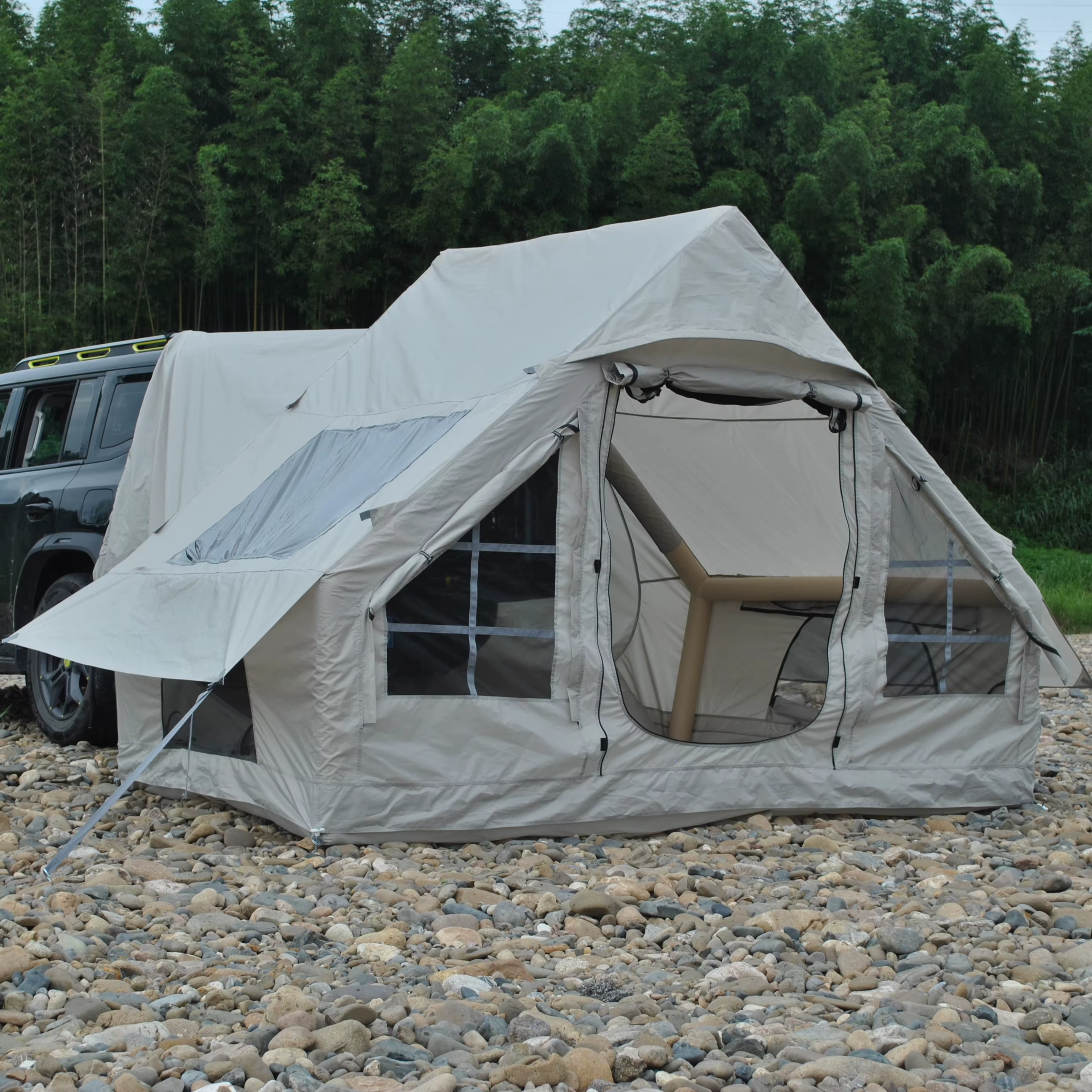 Tente de voiture gonflable avec fenêtre de toit