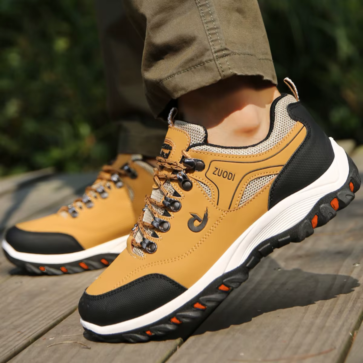 Nouveaux hommes chaussures de randonnée respirant randonnée chaussures de sport en plein air ultra-léger antidérapant randonnée Camping course randonnée chaussures de sport