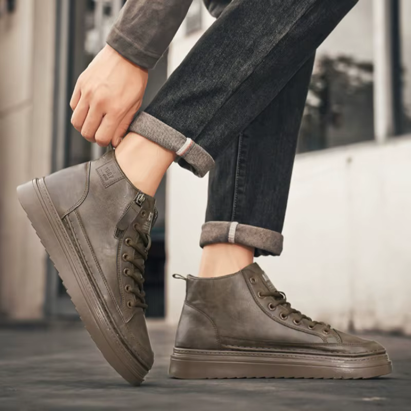Nouveaux hommes bottes en cuir printemps confortable semelle souple haut chaussures de travail classique affaires décontracté bottines baskets Botas Hombre