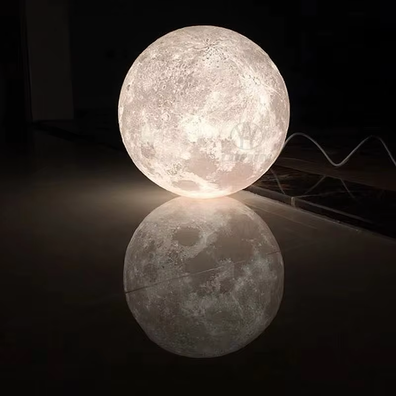 Lampe suspendue en forme de lune imprimée en 3D