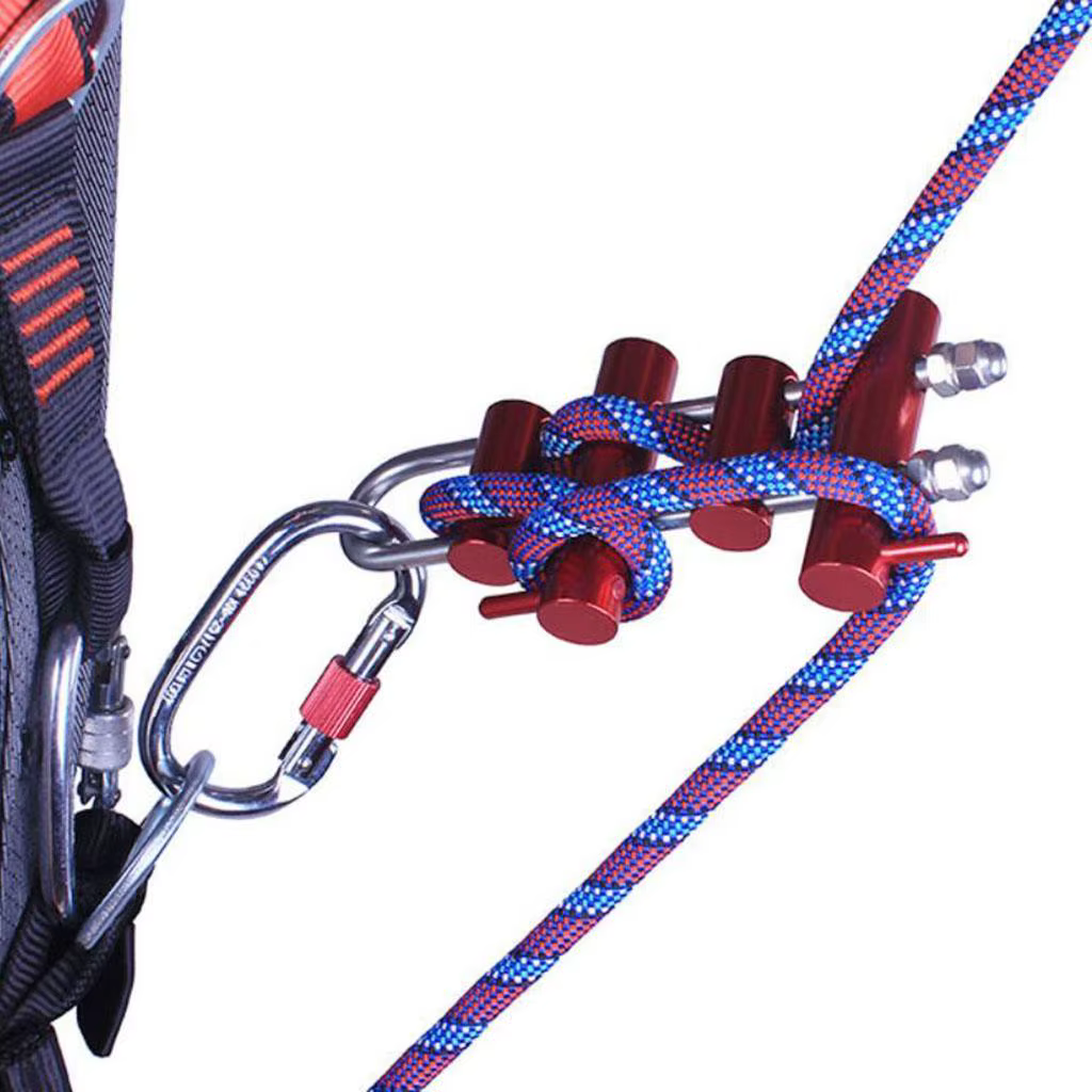 Accessoires d'escalade : Dispositif de descente en aluminium à friction réglable pour l'accès par corde en arboriculture