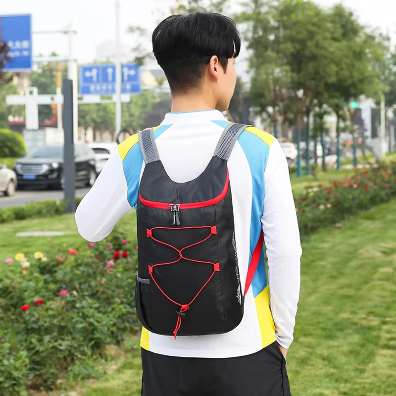 Camping randonnée multifonctionnel en plein air pliant sport sac à dos Ultra léger transportant imperméable en tissu Nylon sac de Fitness