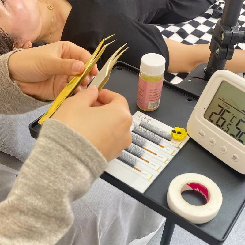 Support de plateau pour cils, 1 pièce, lampe demi-lune, pince universelle, plate-forme, support réglable, outil de plateau cosmétique pour maquillage des cils