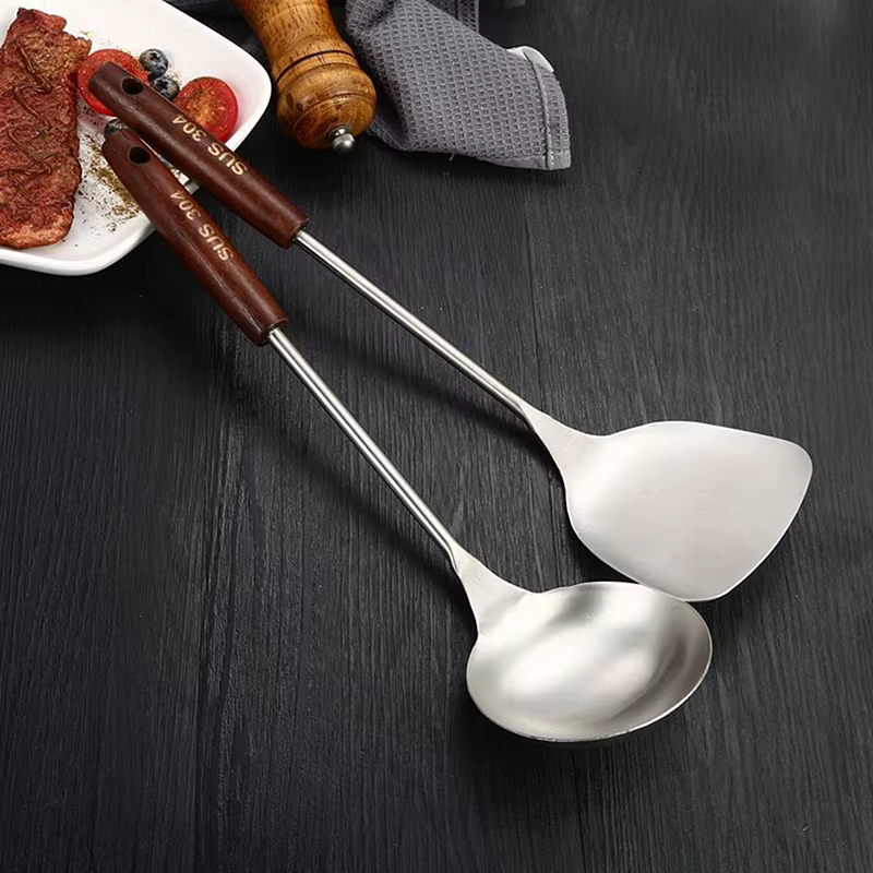Ensemble de spatule en fer et louche en acier inoxydable, ustensiles de cuisine, équipement de cuisine, accessoires essentiels, wok