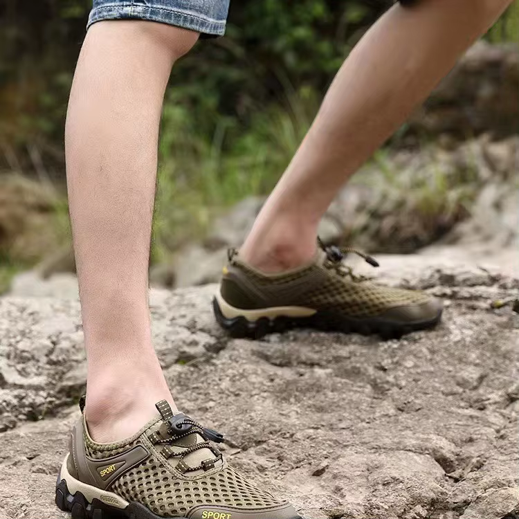 Chaussures d'escalade en plein air offre spéciale de la saison été nouvelles