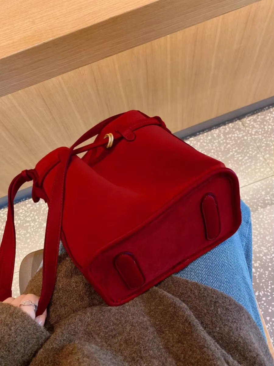 Sac à main rétro en faux daim pour femmes