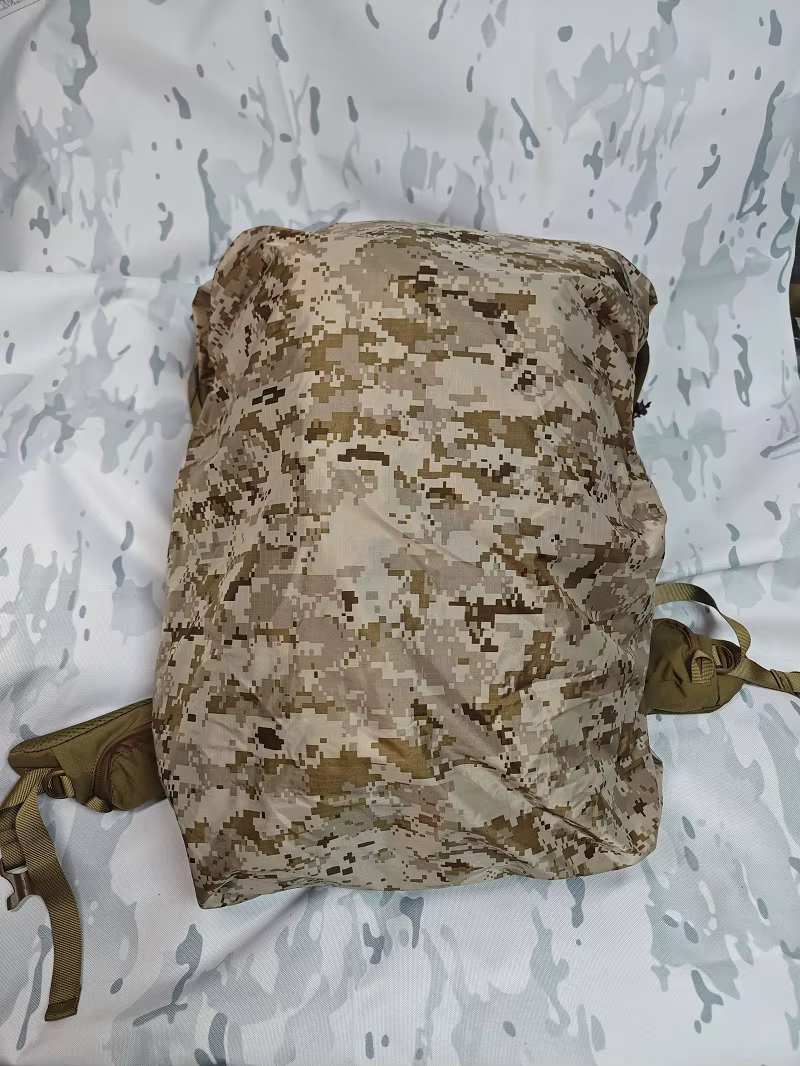 Housse imperméable pour sac à dos d'extérieur 20-100L AOR1/AOR2