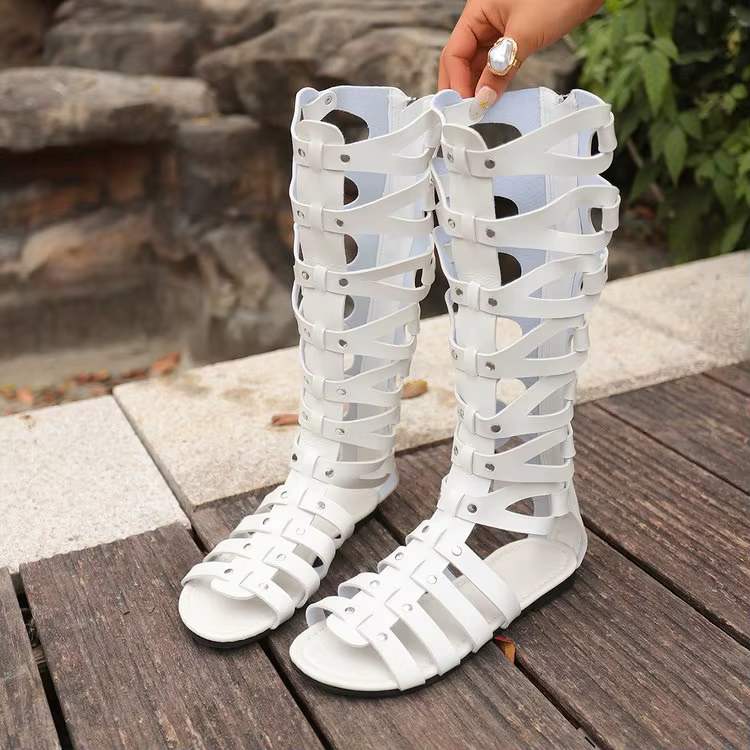 Sandales pour femmes nouvelles chaussures plates décontractées pour femmes 2026 mode bottes hautes sandales rétro été sandales de luxe Design Zapatos