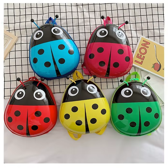 Cartables pour enfants à coque rigide avec motifs de coccinelle de dessin animé, sacs à dos pour garçons et filles dans les jardins d'enfants pour la classe