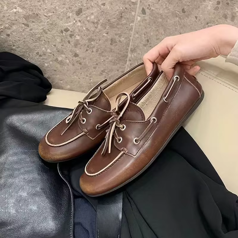 Chaussures de marche de vacances noeuds