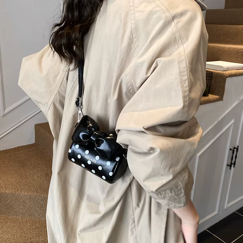 Sacs à bandoulière simples en PU avec nœud