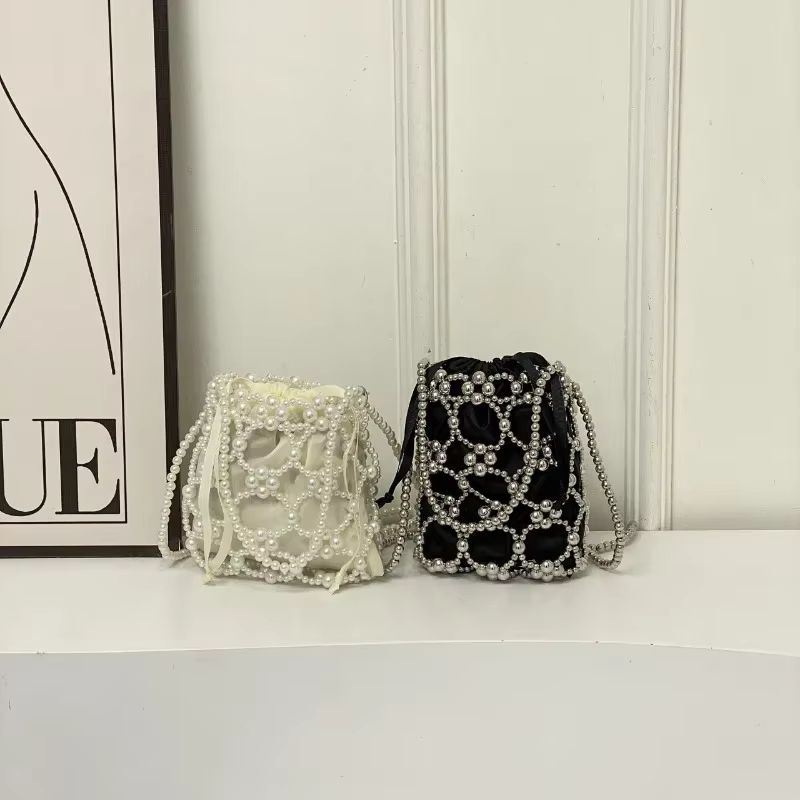 Perles blanc seau épaule et sacs à bandoulière sens exquis de luxe frais