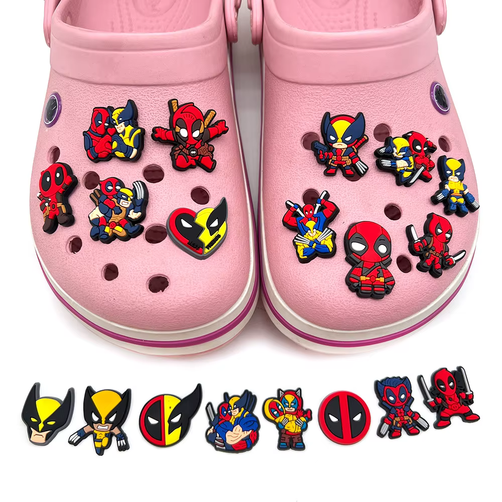 Boucles décoratives populaires Deadpool et Wolverine pour sandales Crocs – Accessoires DIY Y2K pour chaussures et jouets tendance