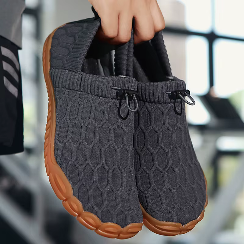 Chaussures minimalistes à bout large pieds nus