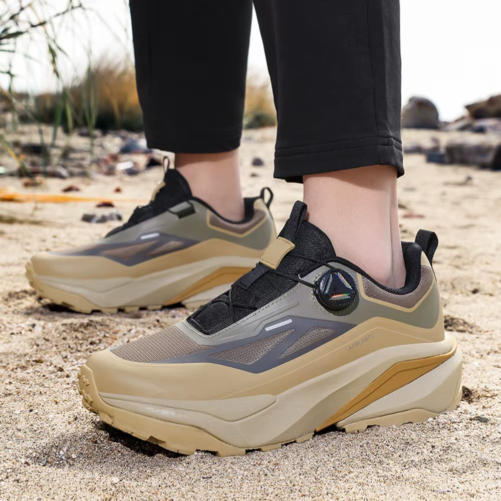 Chaussures de randonnée pour hommes avec boucle rotative