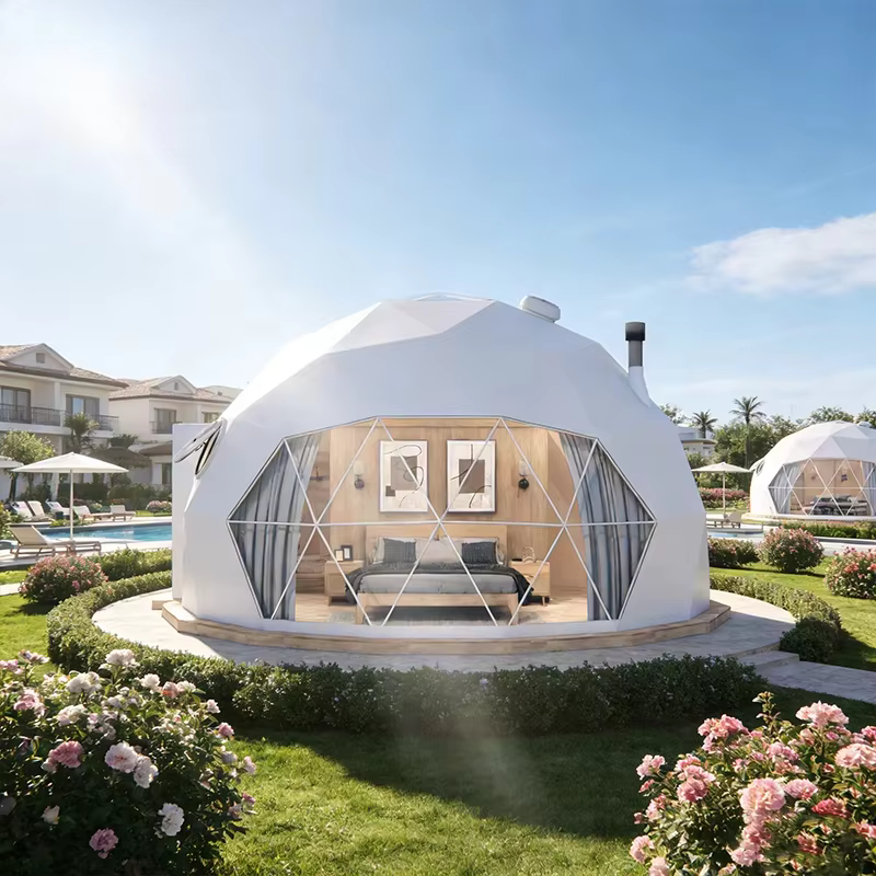 Dôme géodésique de luxe pour le glamping en plein air avec salle de bain privée