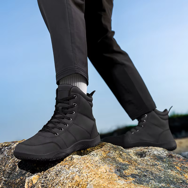 Bottes de randonnée minimalistes en cuir à bout large pour hommes