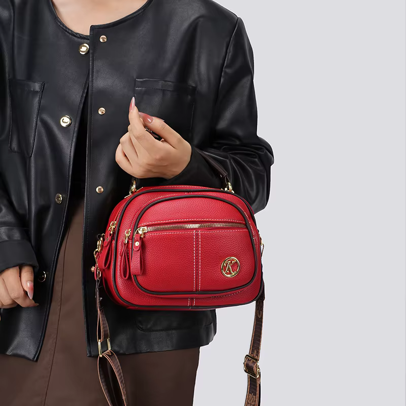 Sac bandoulière polyvalent décontracté pour femme à trois compartiments, sac à main de loisirs de grande valeur en PU, sac carré moyen à texture douce