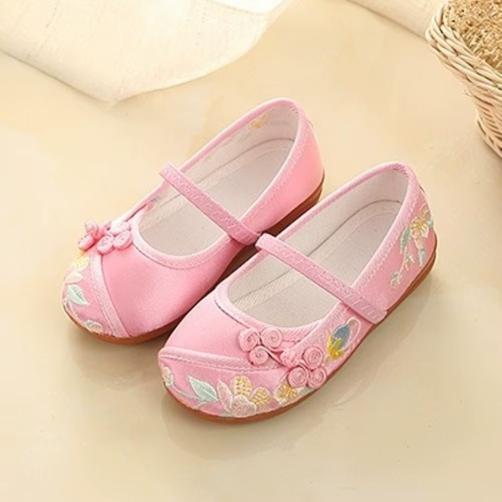 Chaussures de danse pour filles de style chinois