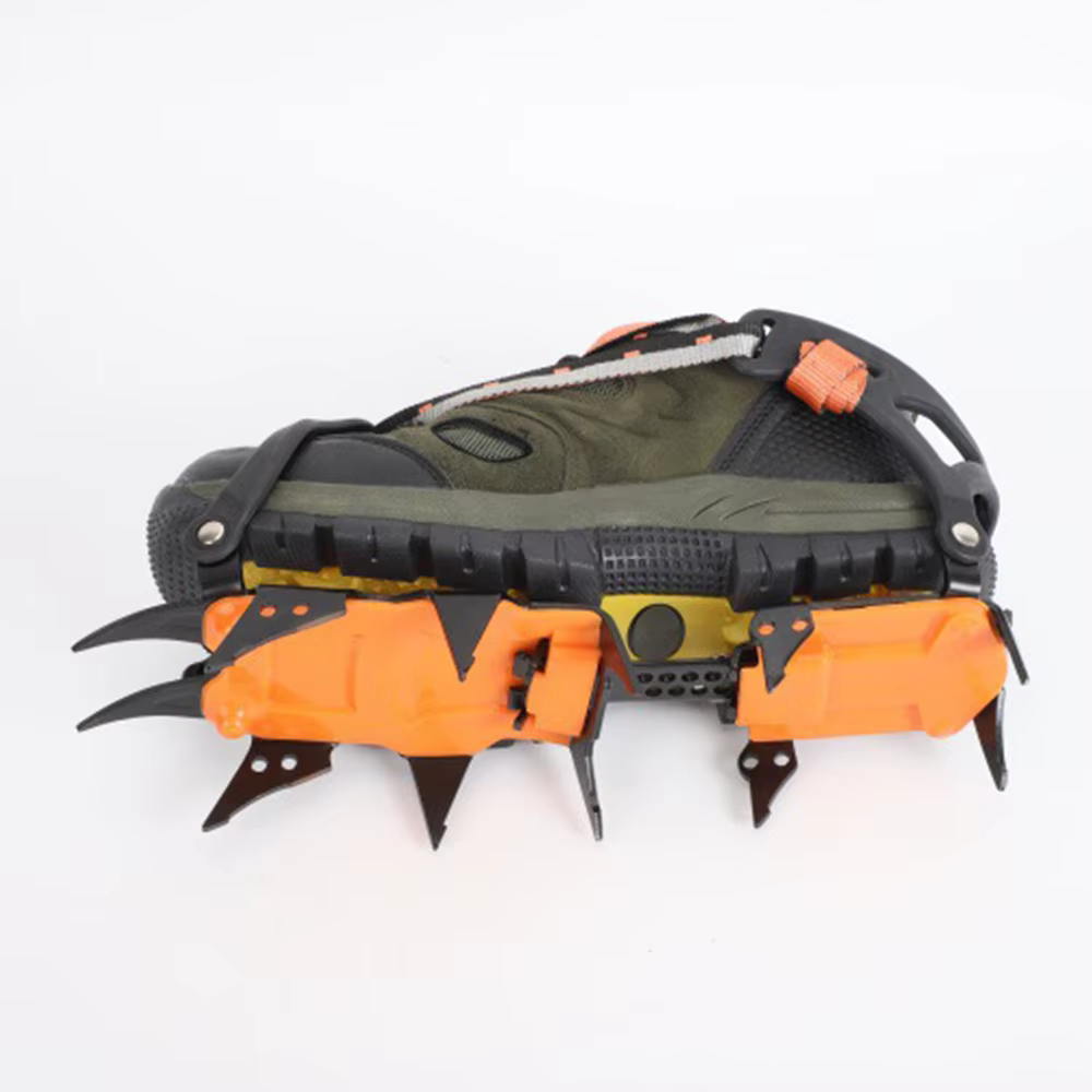 Crampons professionnels à 12 dents