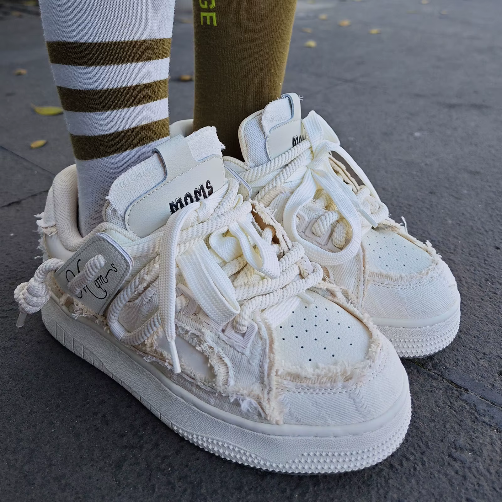 Chaussures de skateboard rétro en cuir blanc pour hommes et femmes, baskets de tennis pour hommes, chaussures de sport en plein air, mode Y2K Star, décontracté, couple